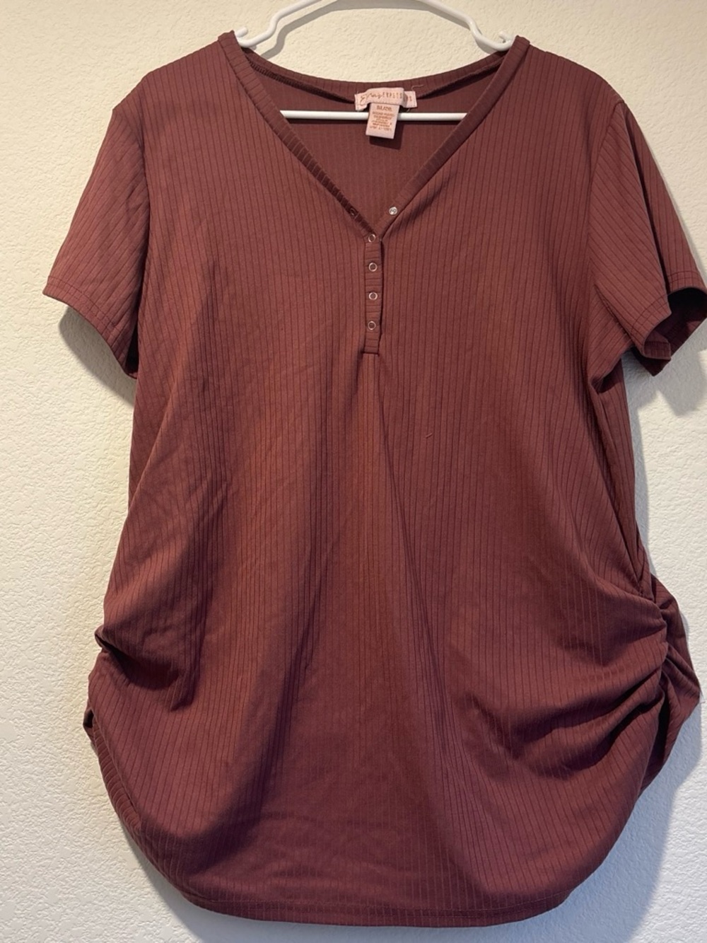 Expressions Ribbed Henley Top in Mauve Brown